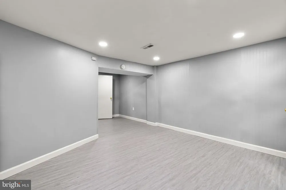 8247 PARHAM COURT Severn, MD 21144