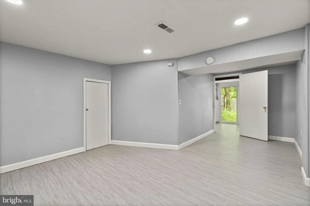 8247 PARHAM COURT Severn, MD 21144