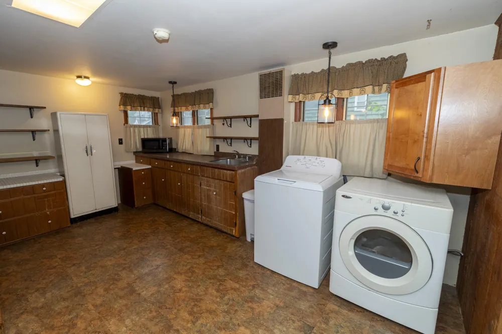 69115 Maple Street Edwardsburg, MI 49112
