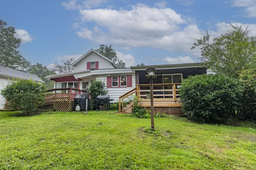 69115 Maple Street Edwardsburg, MI 49112