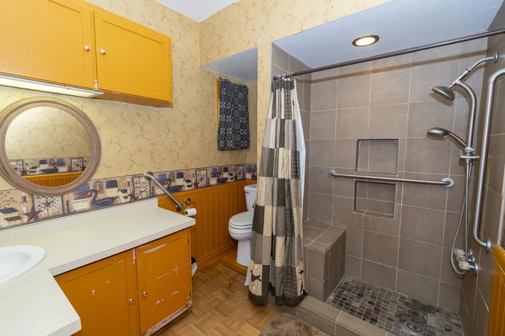69115 Maple Street Edwardsburg, MI 49112
