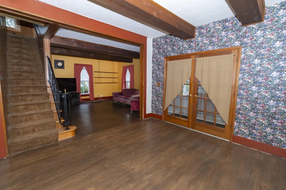 69115 Maple Street Edwardsburg, MI 49112