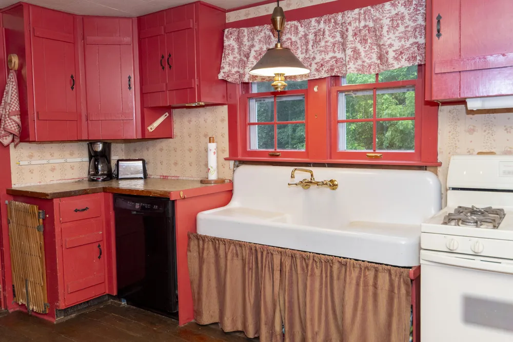 69115 Maple Street Edwardsburg, MI 49112