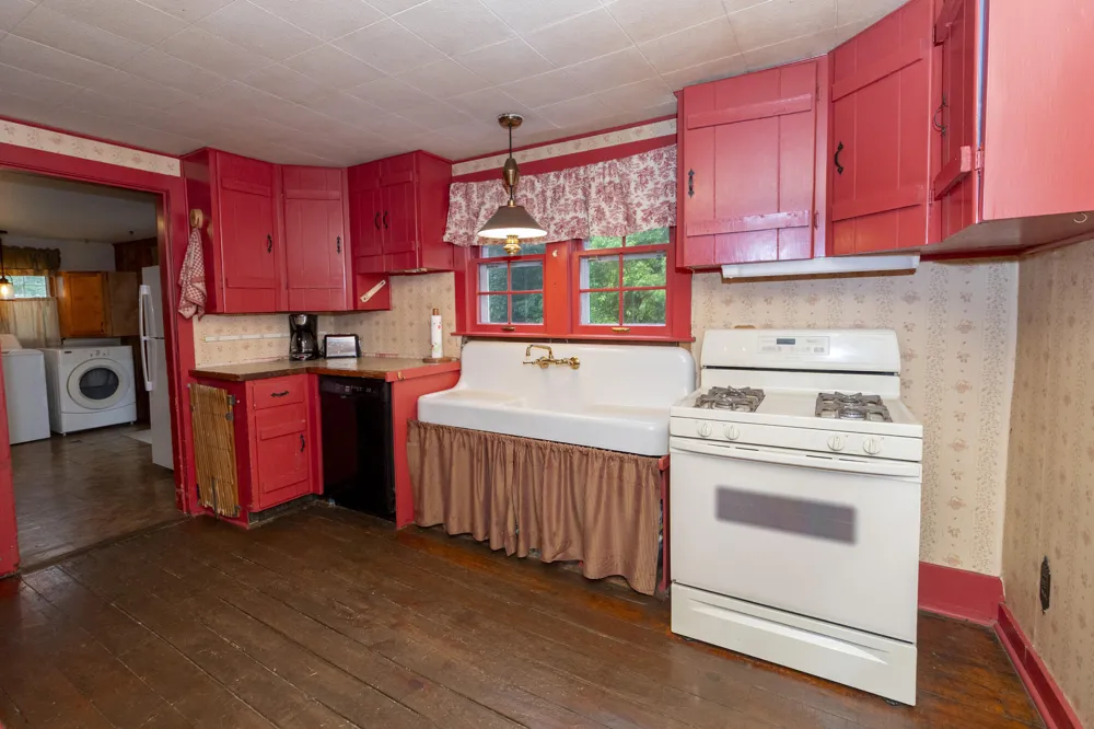 69115 Maple Street Edwardsburg, MI 49112
