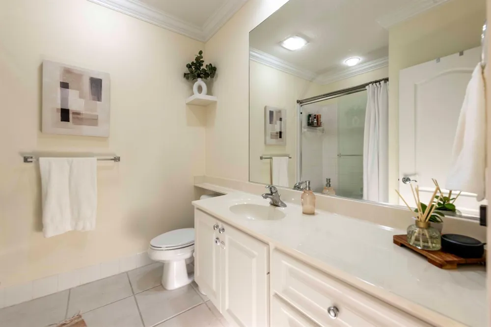 154 SANTA BARBARA WAY Palm Beach Gardens, FL 33410