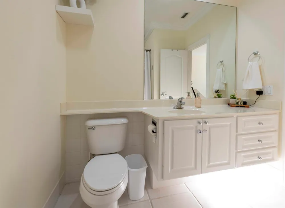 154 SANTA BARBARA WAY Palm Beach Gardens, FL 33410
