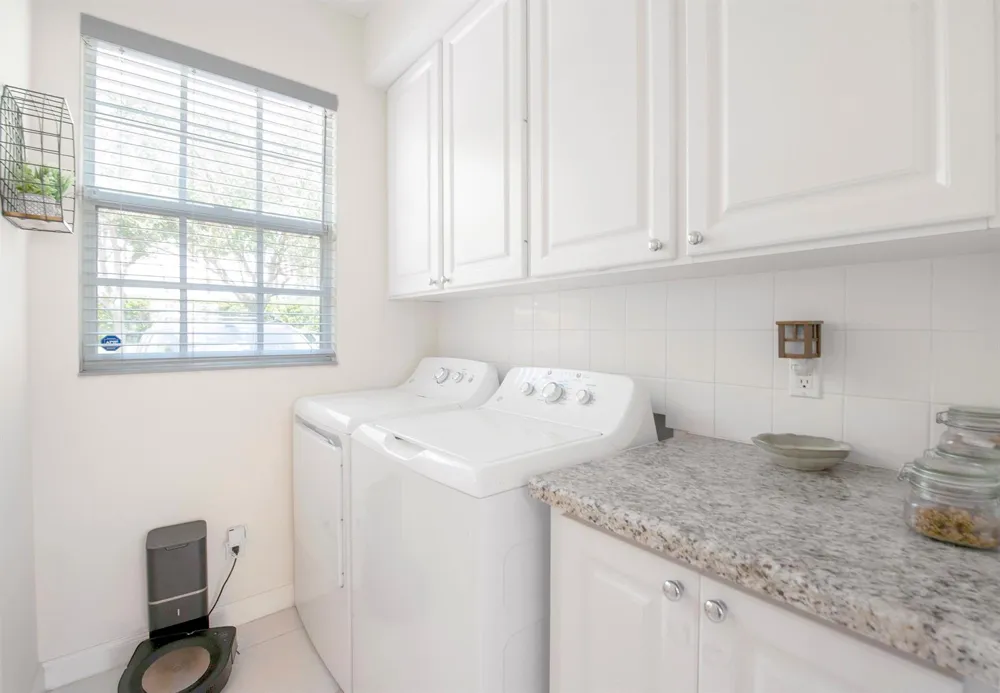 154 SANTA BARBARA WAY Palm Beach Gardens, FL 33410