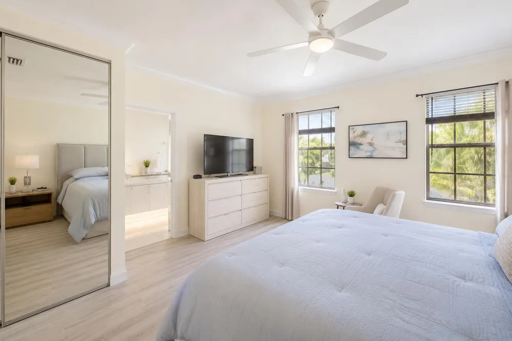 154 SANTA BARBARA WAY Palm Beach Gardens, FL 33410