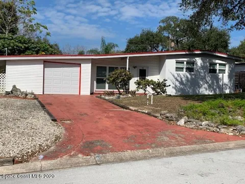 22 Knollwood Drive
