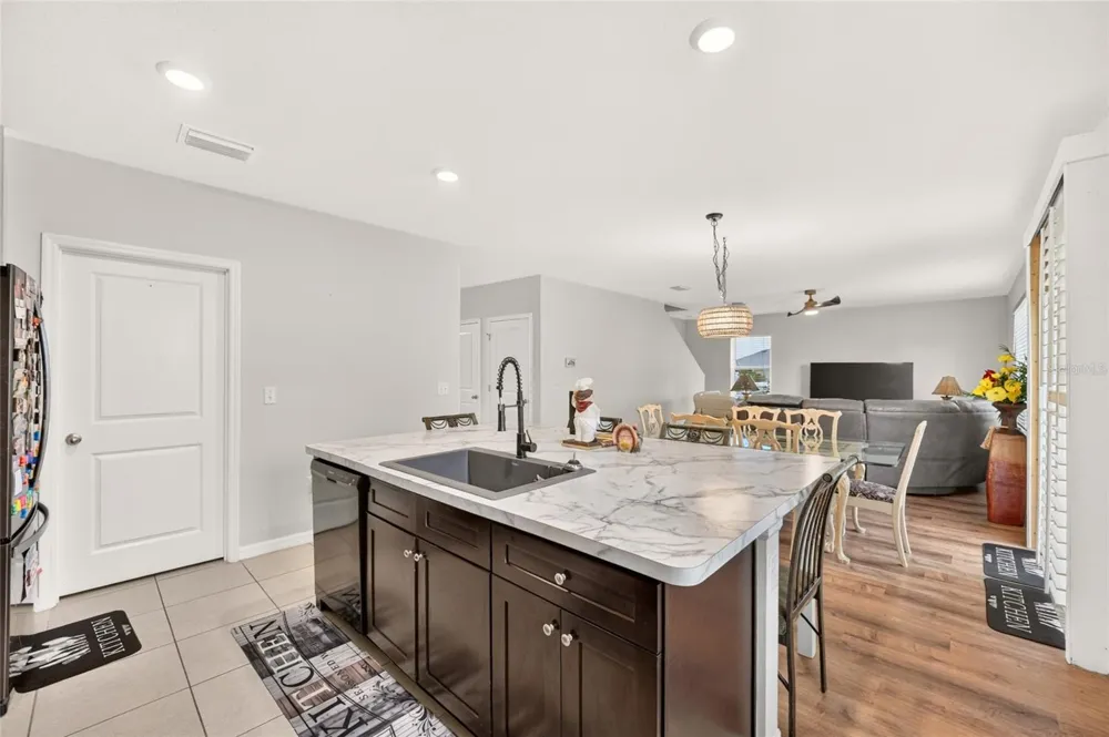 483 W RUNYON LOOP Beverly Hills, FL 34465