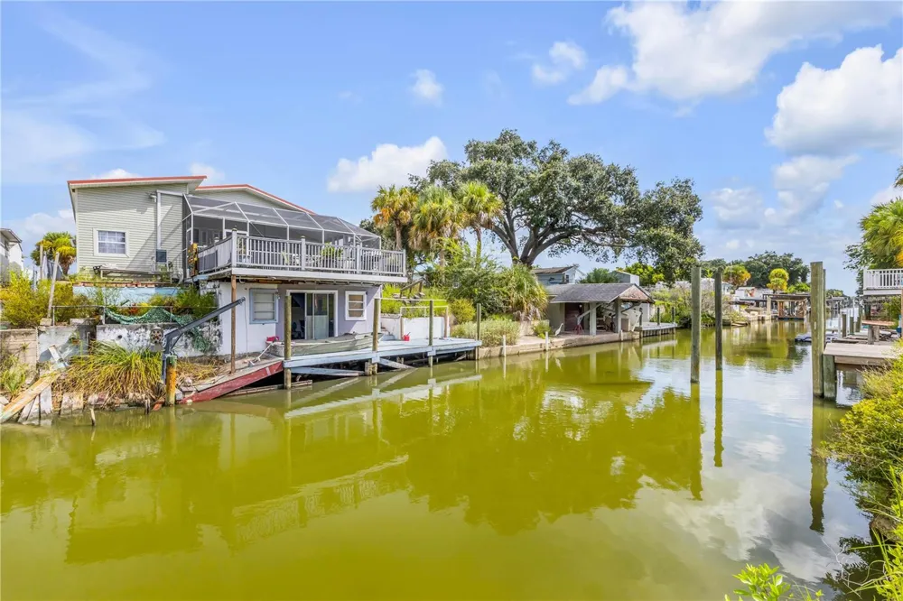 124 INDIAN CREEK ROAD Oak Hill, FL 32759