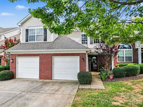 12058 Stratfield Place Circle