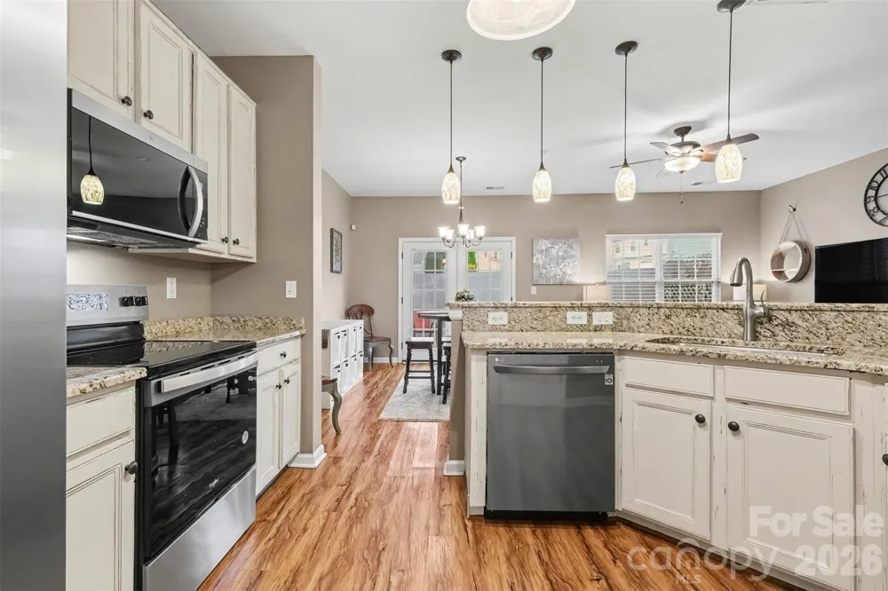 12058 Stratfield Place Circle Pineville, NC 28134