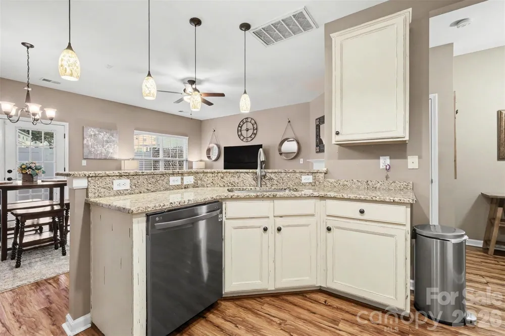 12058 Stratfield Place Circle Pineville, NC 28134