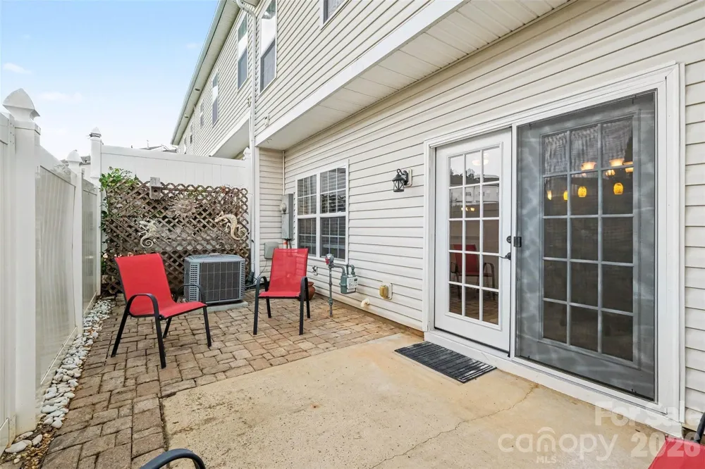 12058 Stratfield Place Circle Pineville, NC 28134