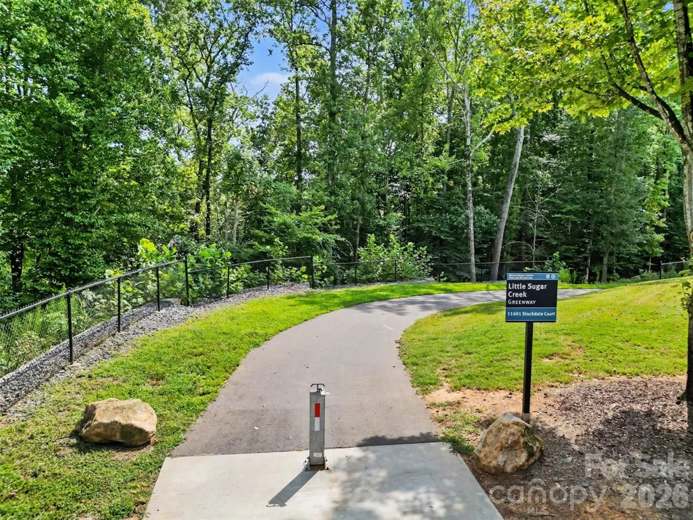 12058 Stratfield Place Circle Pineville, NC 28134