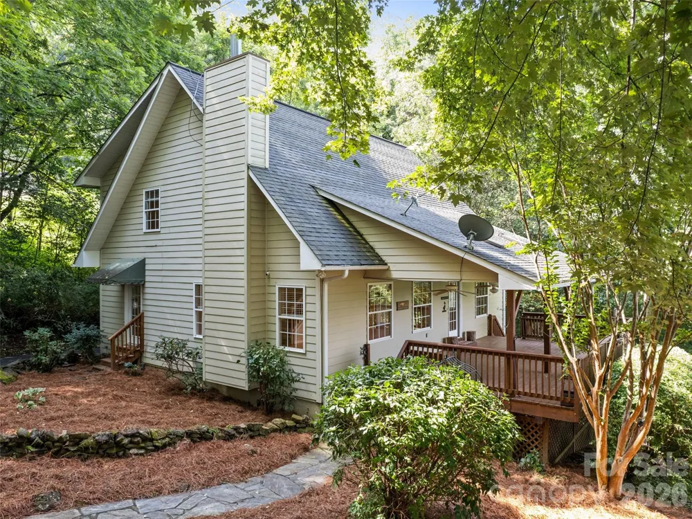 154 Presidential Drive Waynesville, NC 28786
