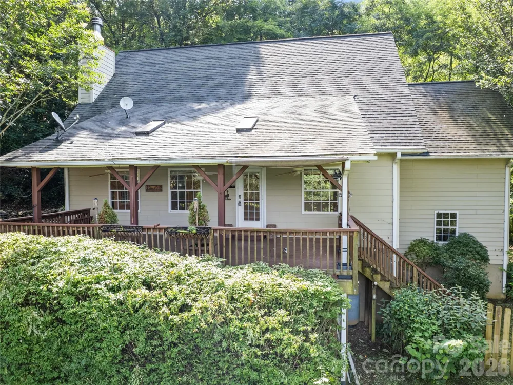 154 Presidential Drive Waynesville, NC 28786
