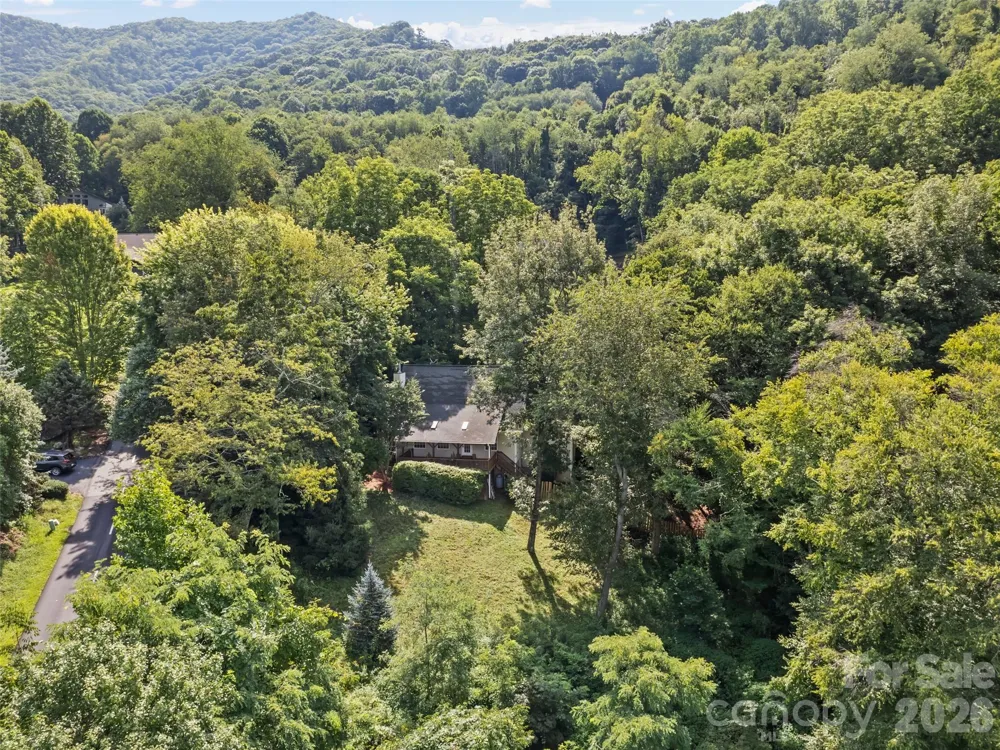 154 Presidential Drive Waynesville, NC 28786