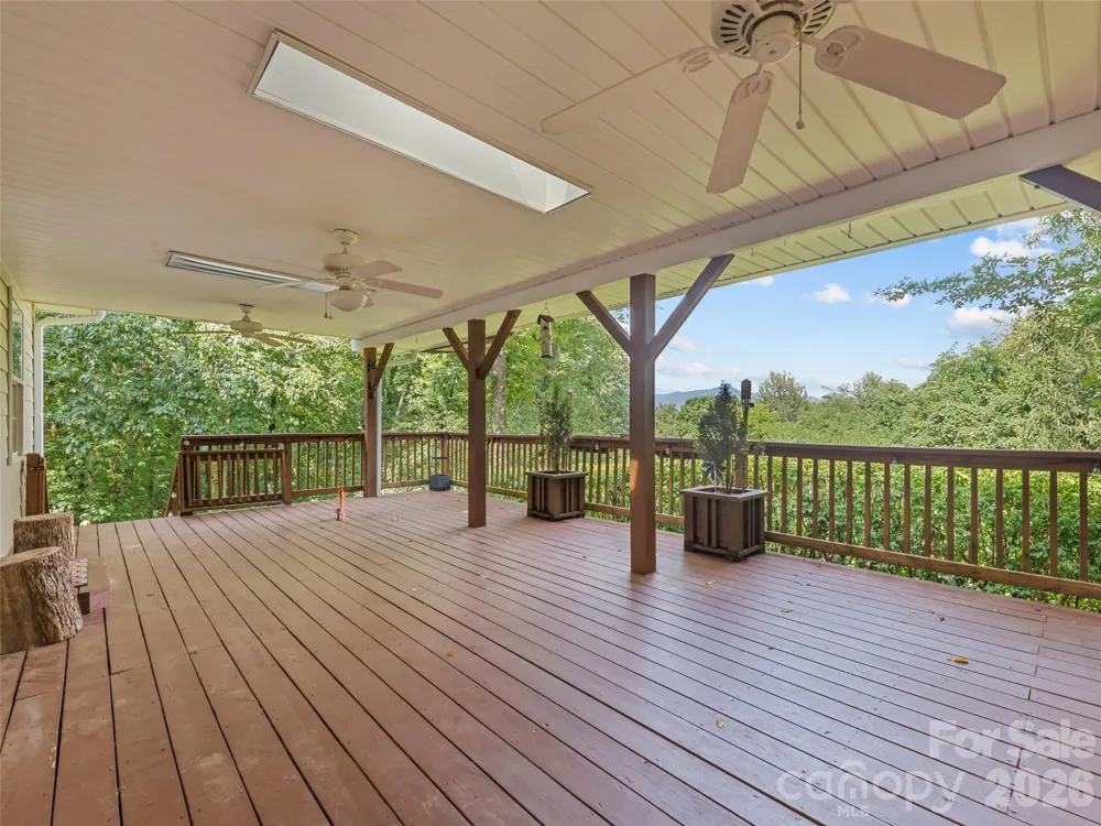 154 Presidential Drive Waynesville, NC 28786