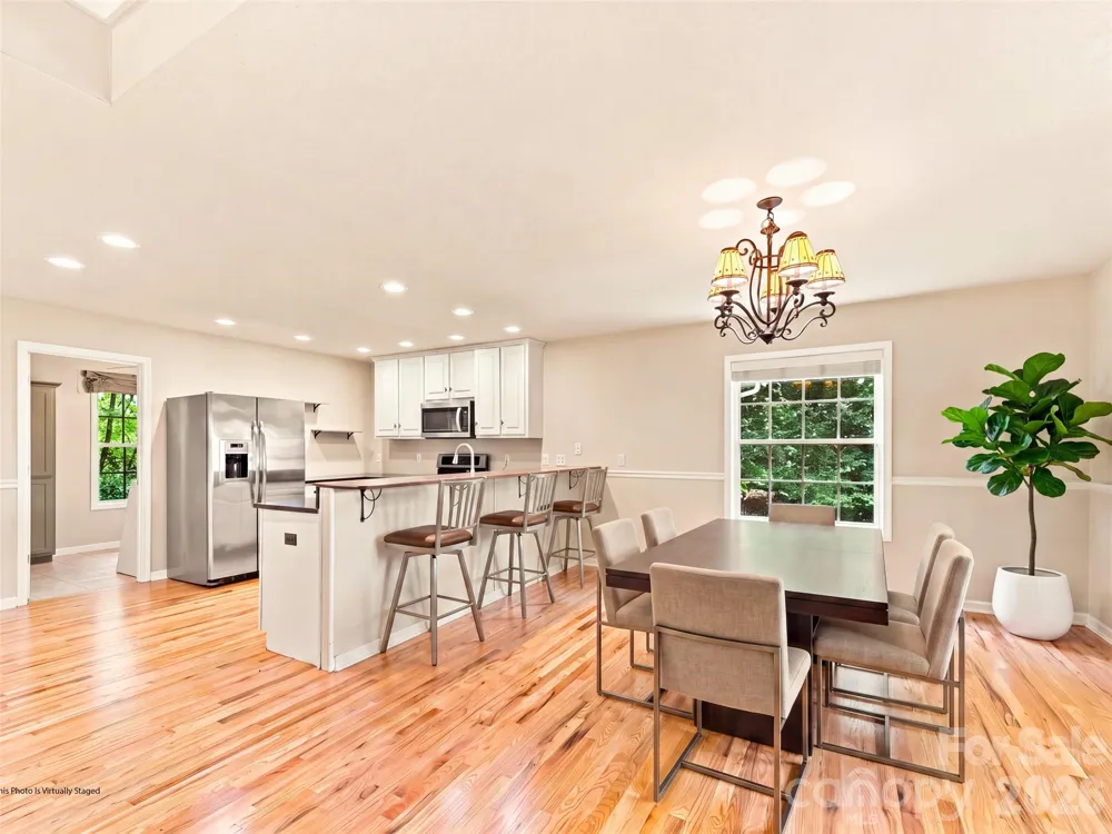 154 Presidential Drive Waynesville, NC 28786