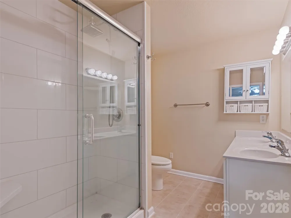 154 Presidential Drive Waynesville, NC 28786