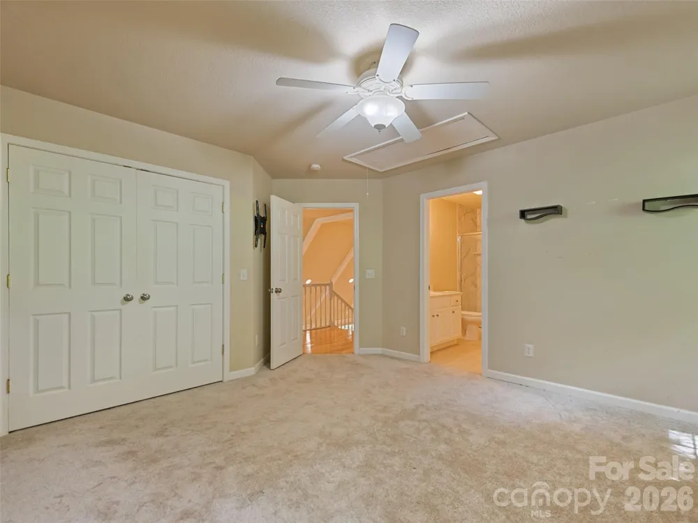 154 Presidential Drive Waynesville, NC 28786