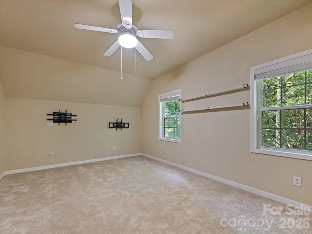 154 Presidential Drive Waynesville, NC 28786