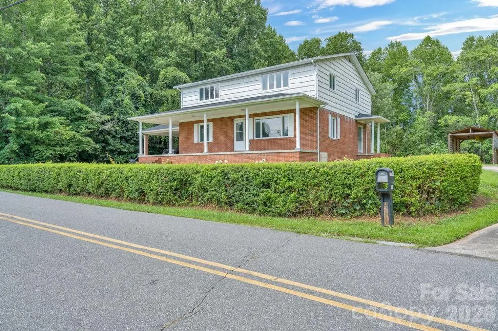 490 Morehead Road Marion, NC 28752