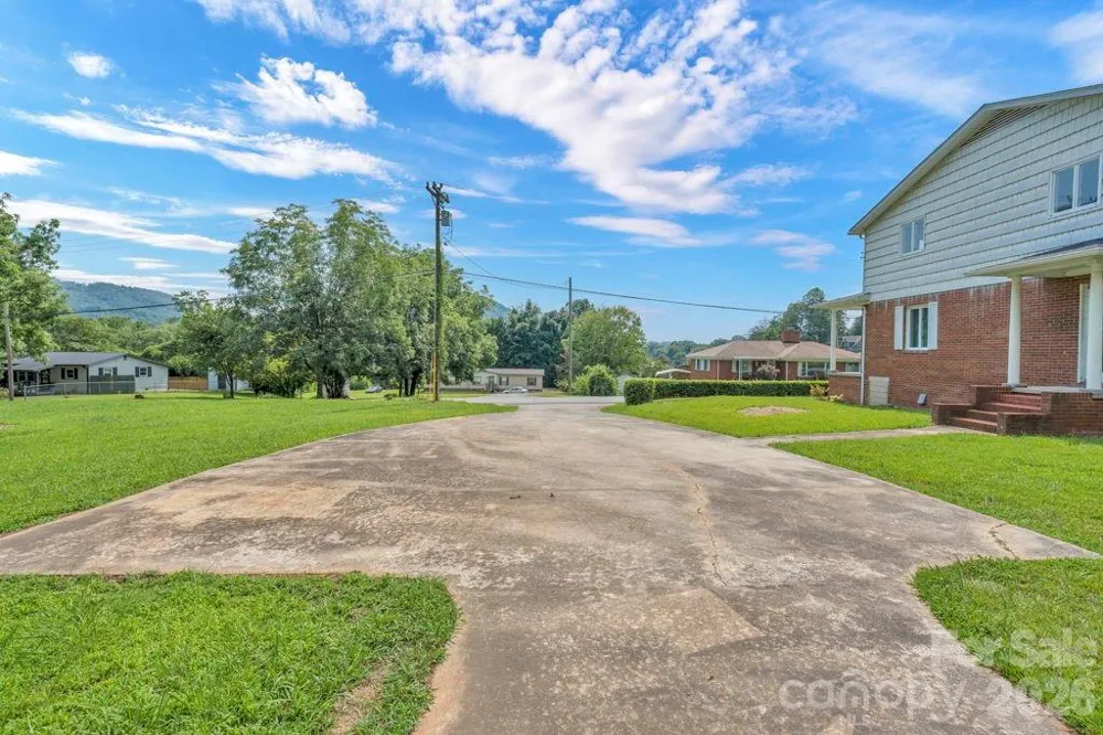 490 Morehead Road Marion, NC 28752