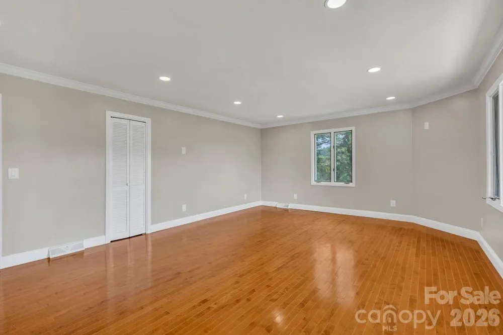 490 Morehead Road Marion, NC 28752