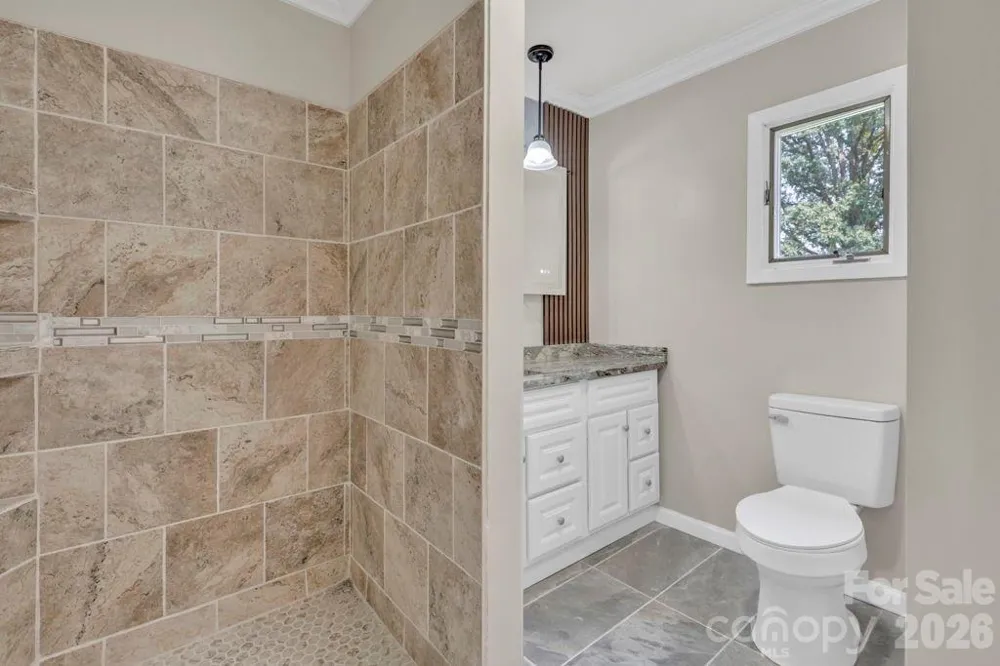 490 Morehead Road Marion, NC 28752