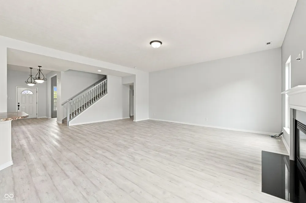 12051 Sanctuary Boulevard Zionsville, IN 46077