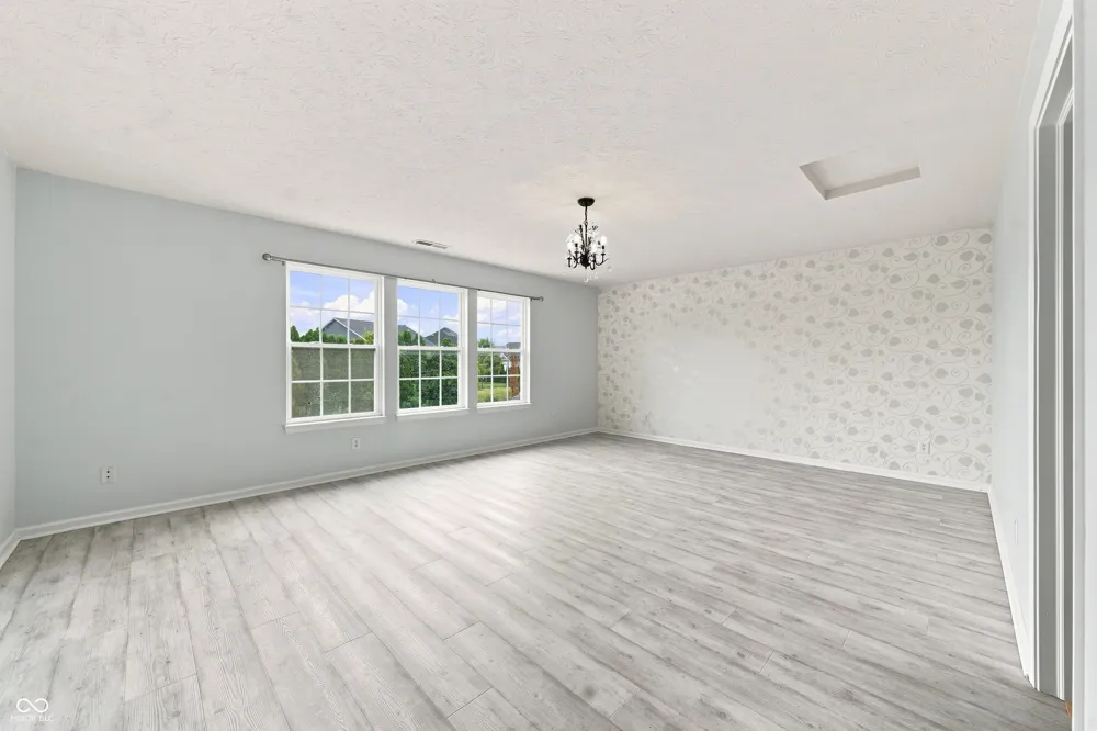 12051 Sanctuary Boulevard Zionsville, IN 46077