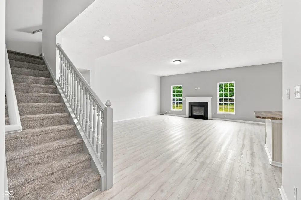 12051 Sanctuary Boulevard Zionsville, IN 46077