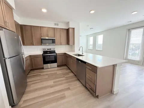 3900 pga Parkway #2202