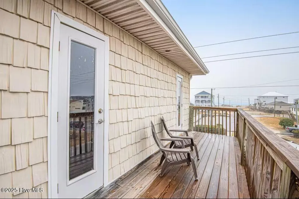 1501 New River Drive #201 Surf City, NC 28445