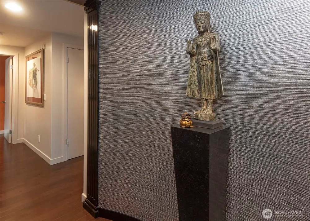 2040 Waverly Place #301 Seattle, WA 98109