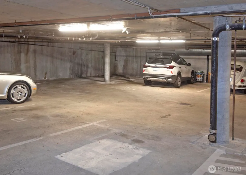 2040 Waverly Place #301 Seattle, WA 98109