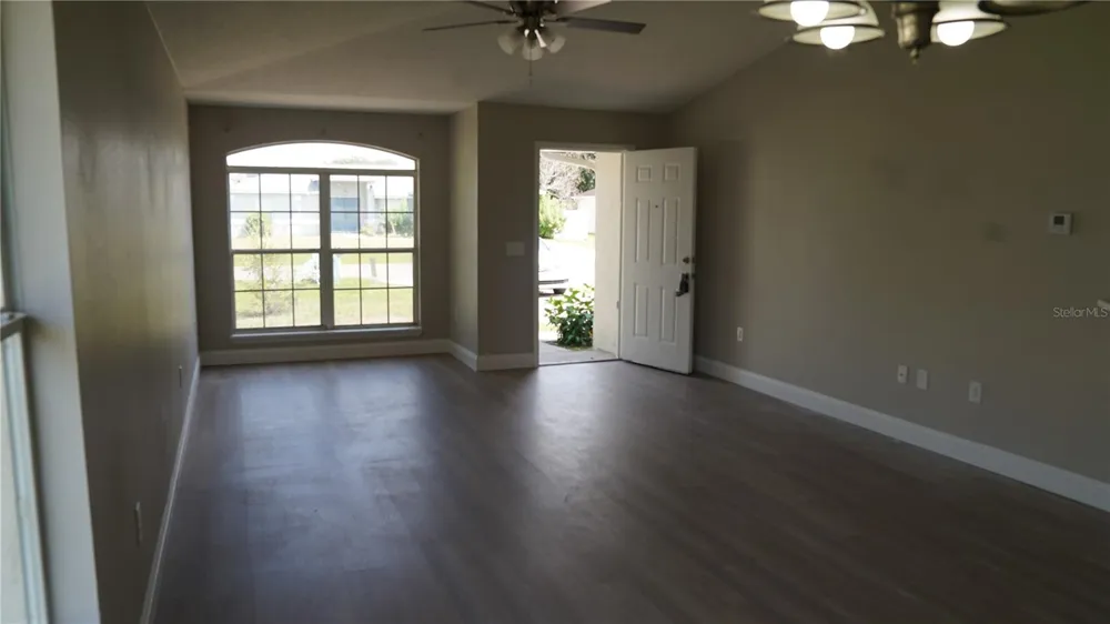 510 BLACKBIRD LANE #UNIT B Poinciana, FL 34759