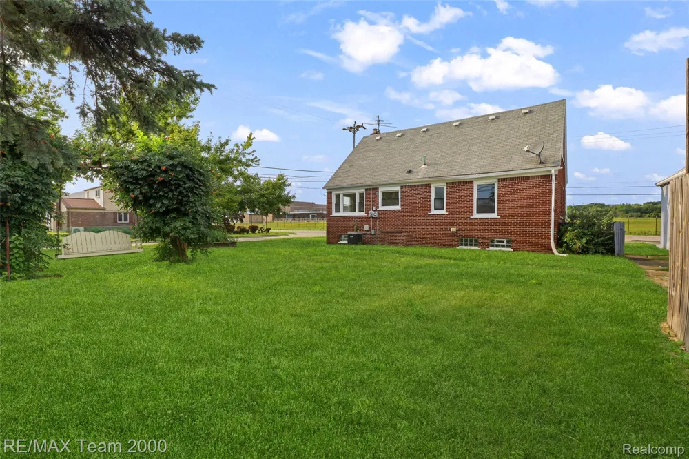 14641 Moran Road Allen Park City, MI 48101