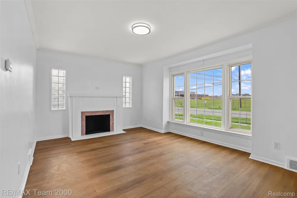 14641 Moran Road Allen Park City, MI 48101