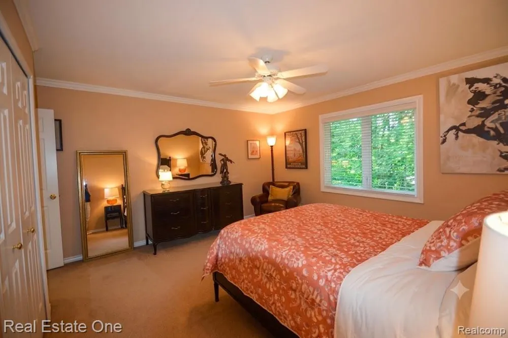 1793 Skyline Drive Rochester Hills City, MI 48306
