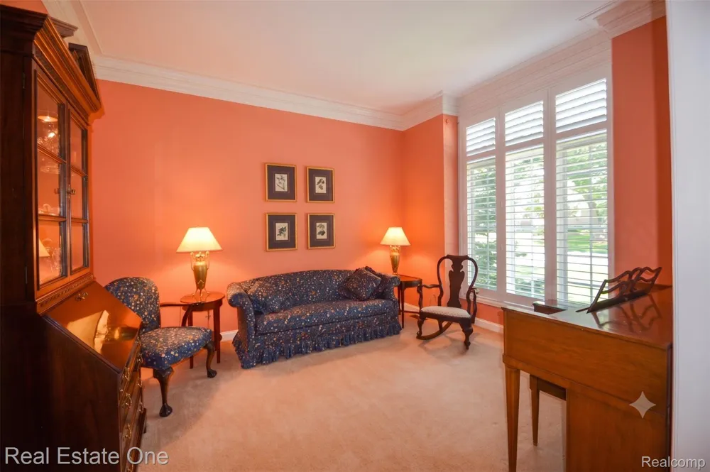 1793 Skyline Drive Rochester Hills City, MI 48306