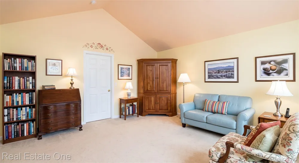 1793 Skyline Drive Rochester Hills City, MI 48306