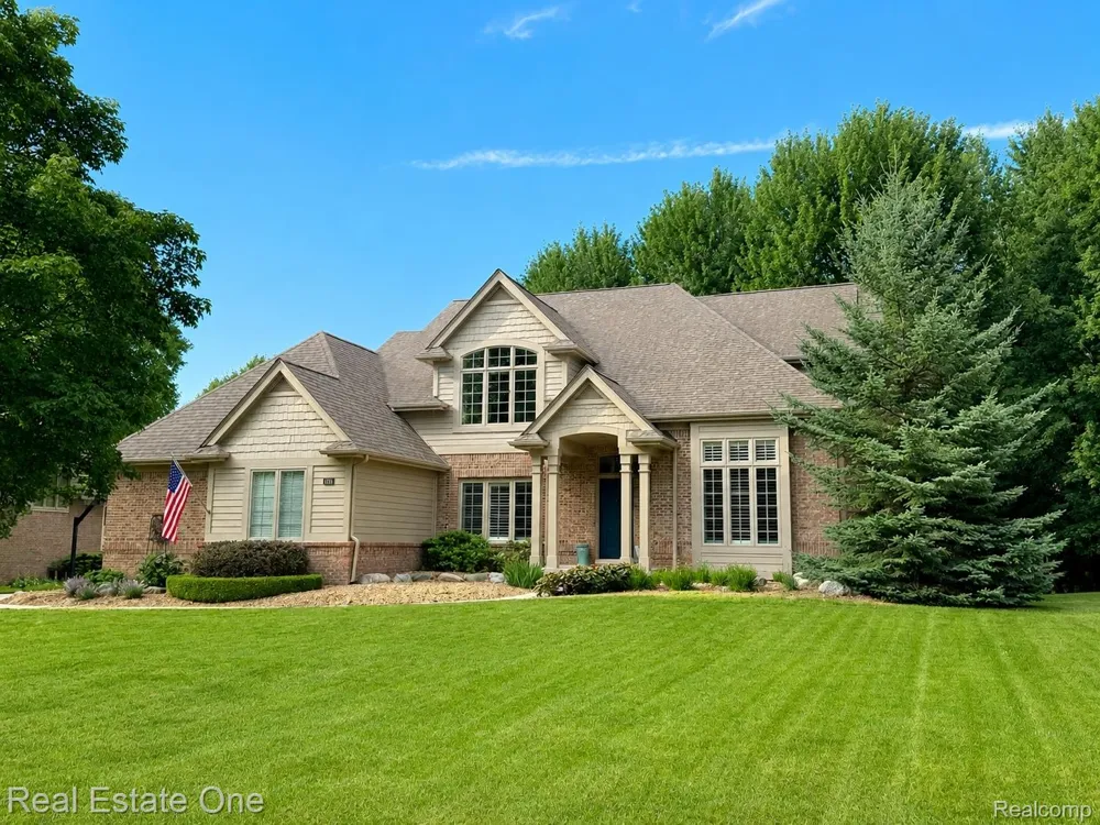 1793 Skyline Drive Rochester Hills City, MI 48306