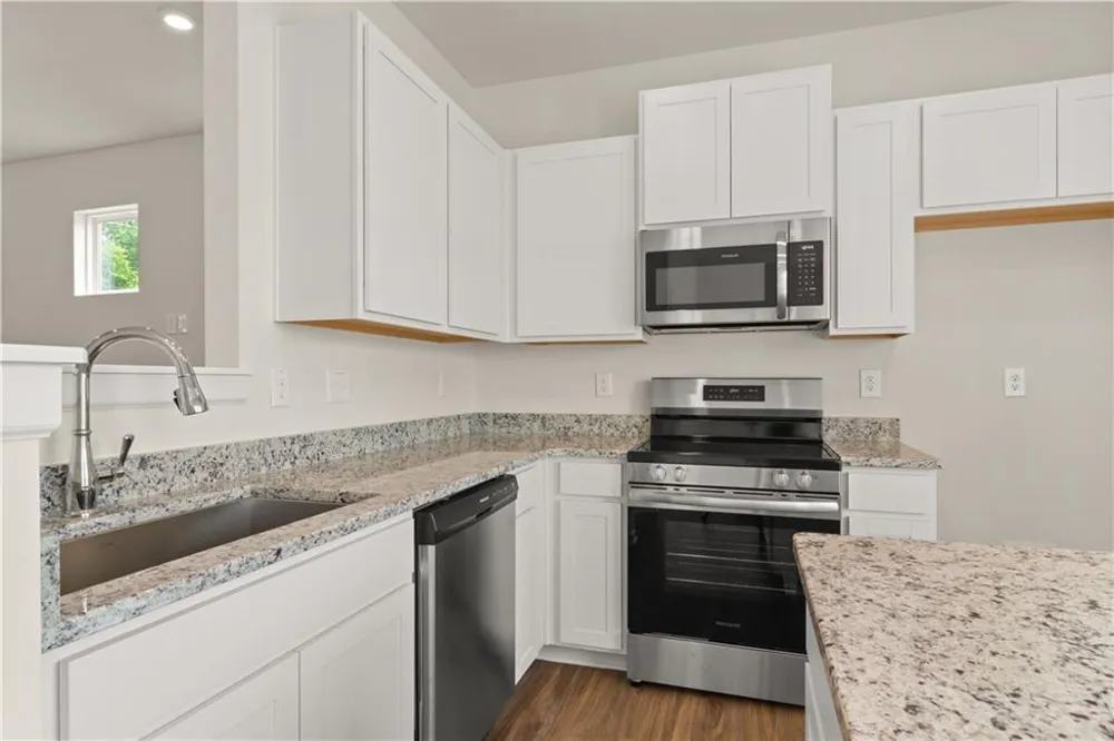 21 Cove Lane Ringgold, GA 30736