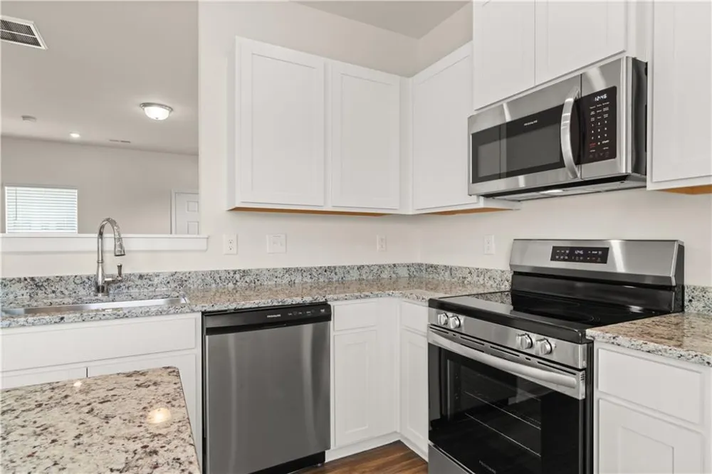 21 Cove Lane Ringgold, GA 30736