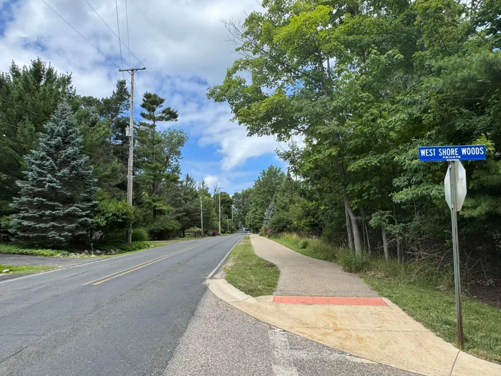 125 W Shore Woods Drive Douglas, MI 49406