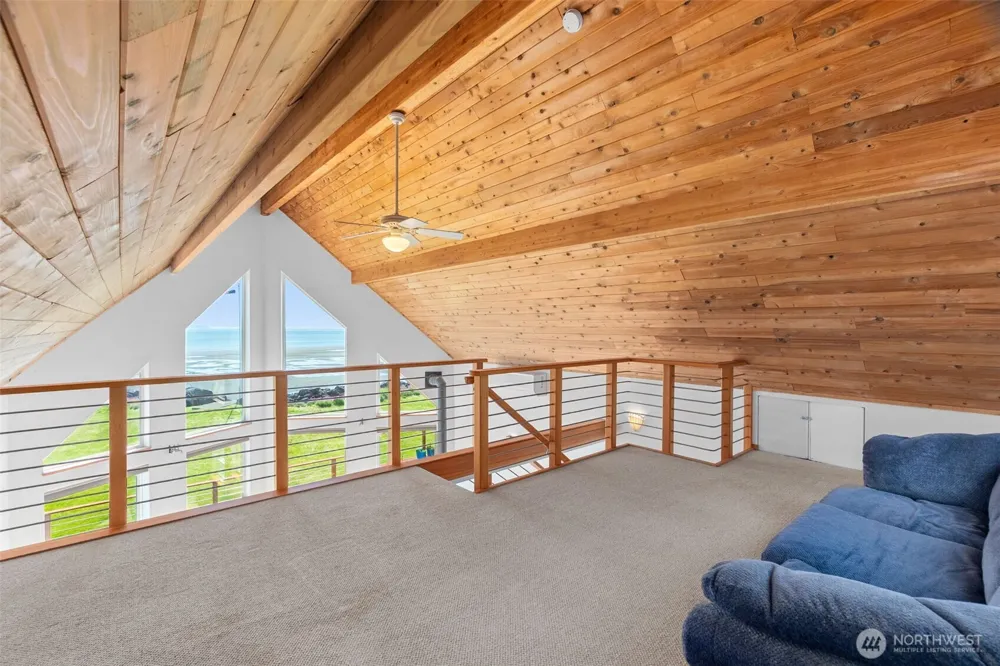 3253 Kindered Avenue Tokeland, WA 98590